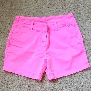 Vineyard Vines Bright Pink Shorts! Sz. 6